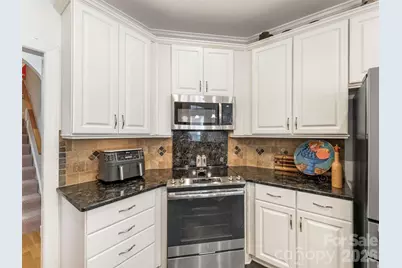 714 Corinthian Place, Charlotte, NC 28211 - Photo 6