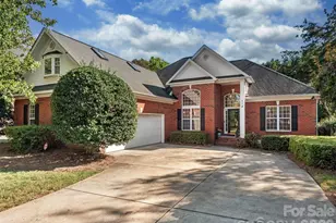 714 Corinthian Pl, Charlotte, NC 28211 - Photo 1