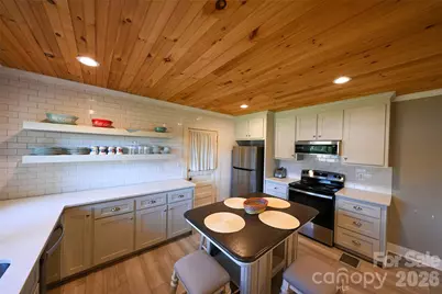 390 Sokassa Road, Newland, NC 28657 - Photo 8