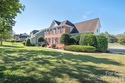 110 Fox Den Circle, Statesville, NC 28677 - Photo 18