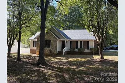 503 E Wilson Street, Wingate, NC 28174 - Photo 1