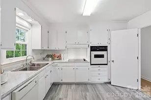 5724 Telfair Rd, Charlotte, NC 28210 - Photo 18