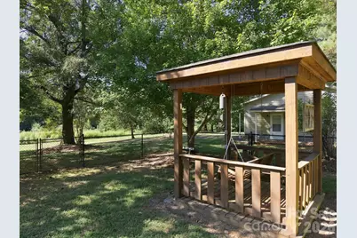 82 Henderson Street, Badin, NC 28009 - Photo 6