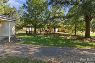 82 Henderson St, Badin, NC 28009 - Photo 10