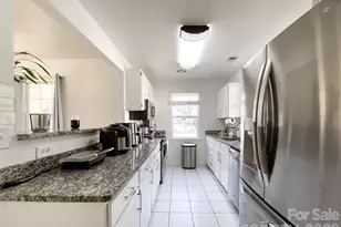 1501 Effingham Rd, Charlotte, NC 28208 - Photo 6