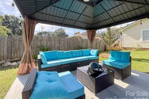 1501 Effingham Rd, Charlotte, NC 28208 - Photo 26