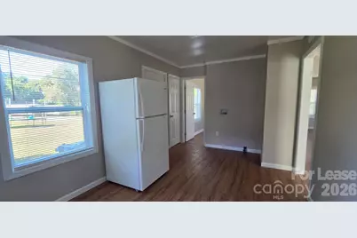 916 Mountain Crest Drive, Kings Mountain, NC 28086 - Photo 4