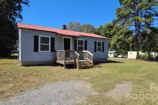 916 Mountain Crest Dr, Kings Mountain, NC 28086 - Photo 1