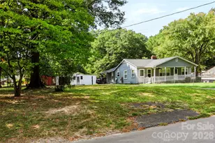 1225 White Ln, Gastonia, NC 28052 - Photo 6