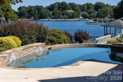 21206 Captiva Court, Cornelius, NC 28031 - Photo 2