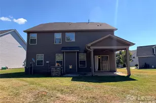 2433 Chinkapin Ct, Gastonia, NC 28054 - Photo 2