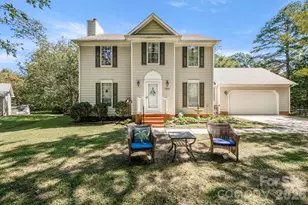 1300 Sugar Hollow Dr, Charlotte, NC 28214 - Photo 1
