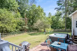 1300 Sugar Hollow Dr, Charlotte, NC 28214 - Photo 22