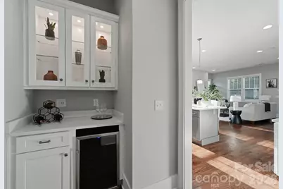1303 Cortland Road E, Charlotte, NC 28209 - Photo 8