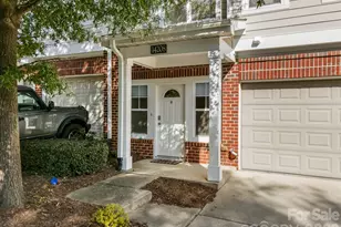 14208 Castle Abbey Ln, Charlotte, NC 28277 - Photo 2