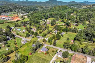 654 Ratcliff Cove Rd, Waynesville, NC 28786 - Photo 46
