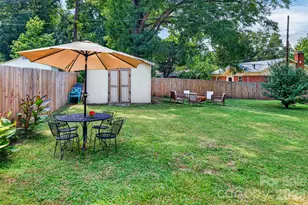 3857 Whitehall Dr, Charlotte, NC 28208 - Photo 6