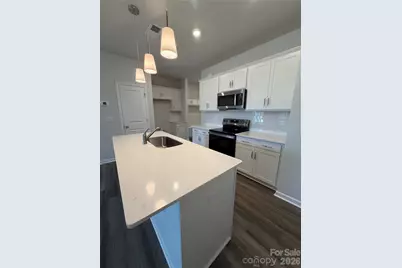 6554 Harlech Street, Charlotte, NC 28269 - Photo 6