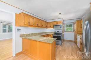 550 Enka Lake Rd, Candler, NC 28715 - Photo 12