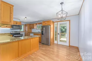 550 Enka Lake Rd, Candler, NC 28715 - Photo 8