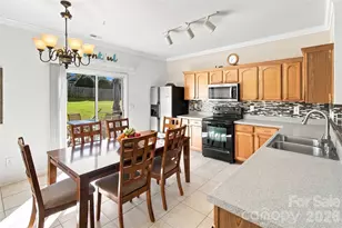 968 Willow Creek Dr, Gastonia, NC 28054 - Photo 10