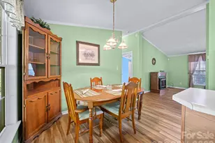456 Tempie Mountain Rd, Spruce Pine, NC 28777 - Photo 6