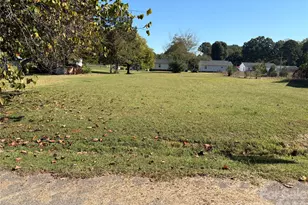 304 Howell St, Cherryville, NC 28021 - Photo 1