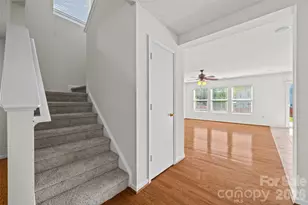 13750 Rutherglen Ct, Charlotte, NC 28213 - Photo 6