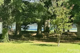 1415 Melrose Dr, Shelby, NC 28152 - Photo 6