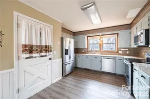 24752 Kates Dr, Albemarle, NC 28001 - Photo 14