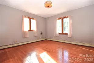 586 Justice Ridge Rd, Candler, NC 28715 - Photo 16