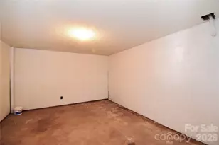 586 Justice Ridge Rd, Candler, NC 28715 - Photo 26