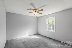 101 Cedar Ln, Mount Holly, NC 28120 - Photo 12
