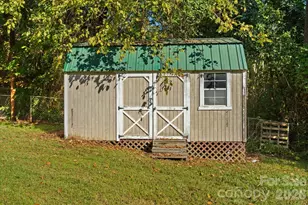 101 Cedar Ln, Mount Holly, NC 28120 - Photo 24