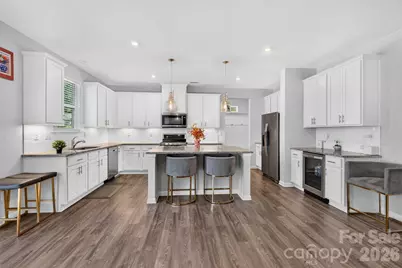 5002 Kinsbridge Drive, Mint Hill, NC 28227 - Photo 8