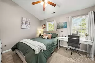 8251 Circle Tree Ln, Charlotte, NC 28277 - Photo 24