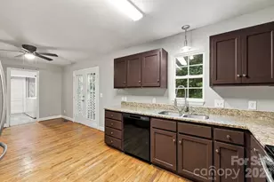 205 Colonial Ave, Concord, NC 28025 - Photo 16