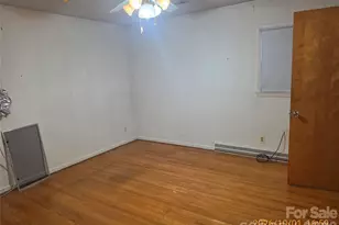 4715 Carriage Dr Cir, Charlotte, NC 28205 - Photo 12
