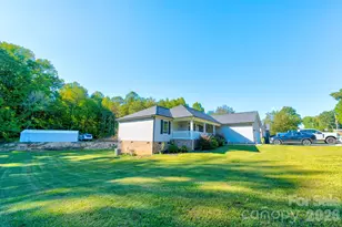 301 Delview Dr, Cherryville, NC 28021 - Photo 4