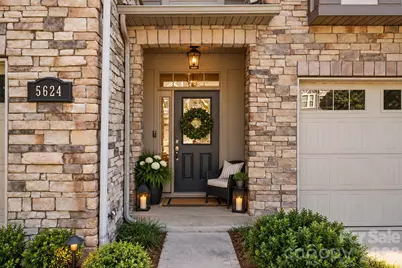 5624 Garrow Glen Road, Charlotte, NC 28278 - Photo 2