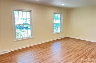 1140 Fieldstone Rd, Mooresville, NC 28115 - Photo 2