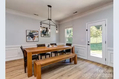 3827 Park South Station Boulevard, Charlotte, NC 28210 - Photo 6