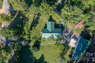 6998 Nobby Lail Rd, Connelly Springs, NC 28612 - Photo 40