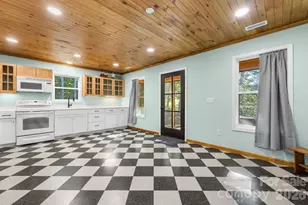 6998 Nobby Lail Rd, Connelly Springs, NC 28612 - Photo 32