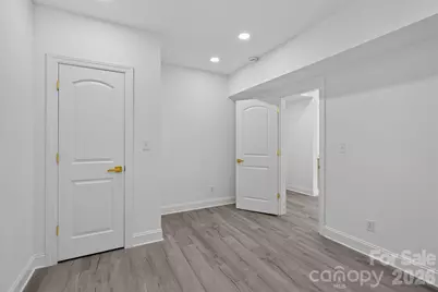 1561 Westdale Drive, Charlotte, NC 28208 - Photo 32