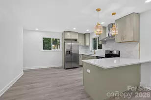 1561 Westdale Dr, Charlotte, NC 28208 - Photo 10