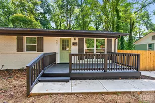 1561 Westdale Dr, Charlotte, NC 28208 - Photo 4
