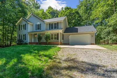 8327 Loma Linda Loop, Waxhaw, NC 28173 - Photo 2