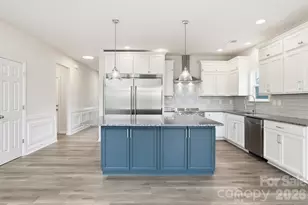17909 Wilbanks Dr, Charlotte, NC 28278 - Photo 8