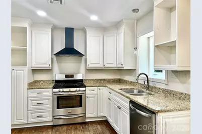 2200 Fair Forest Drive, Matthews, NC 28105 - Photo 2